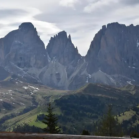 Cesa Castlunger Διαμέρισμα