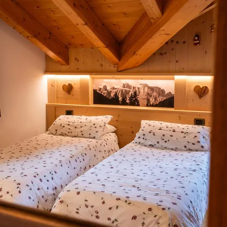 Cesa Castlunger Apartamento Canazei