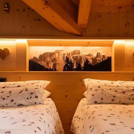 Cesa Castlunger Apartamento Canazei