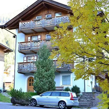 Cesa Castlunger Canazei