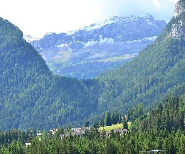 Cesa Castlunger Apartamento Canazei